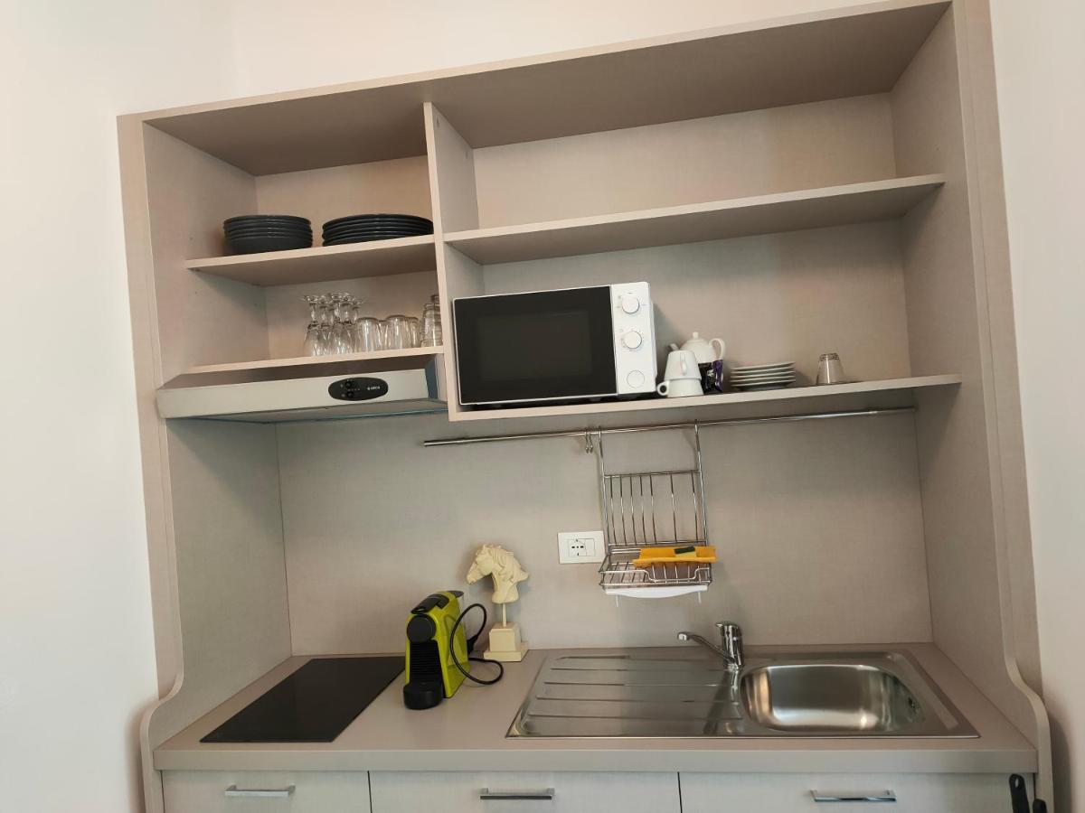 Iris Ar Holiday-Home Peschiera del Garda Bagian luar foto