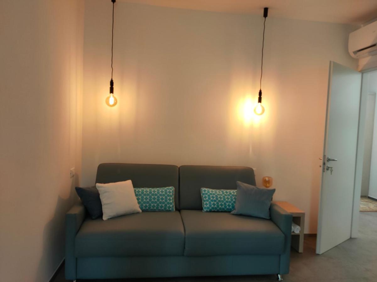 Iris Ar Holiday-Home Peschiera del Garda Bagian luar foto