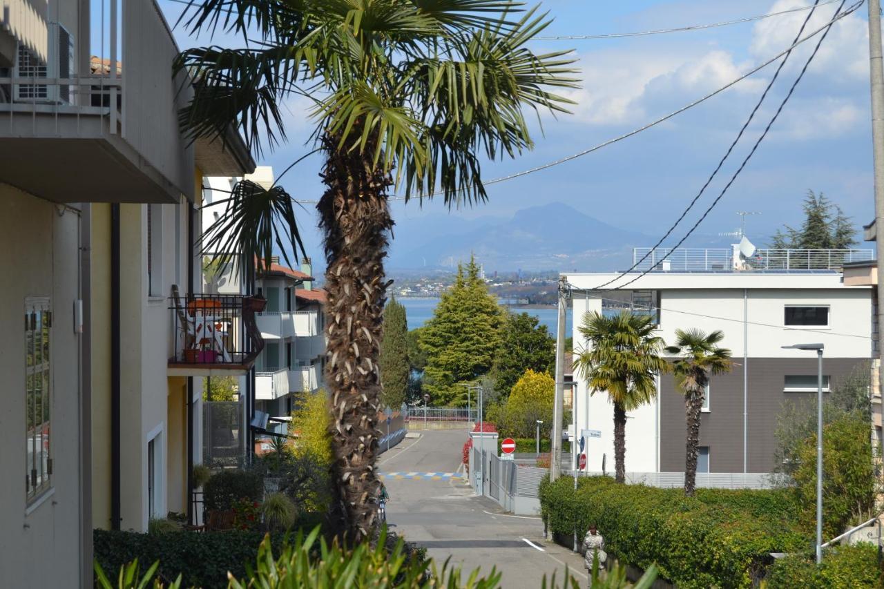 Iris Ar Holiday-Home Peschiera del Garda Bagian luar foto